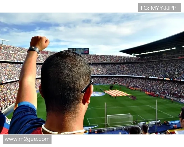 恒大与富力激战成7比2精彩集锦回顾，重温足球盛宴的精彩瞬间