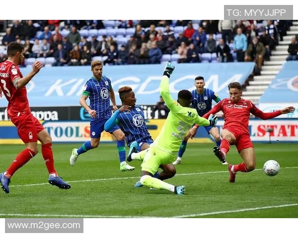 英超激战南安普顿迎战莱切斯特城争夺关键三分之战